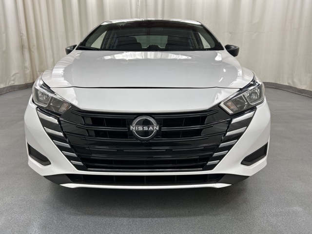 2024 Nissan Versa Sedan S's photo