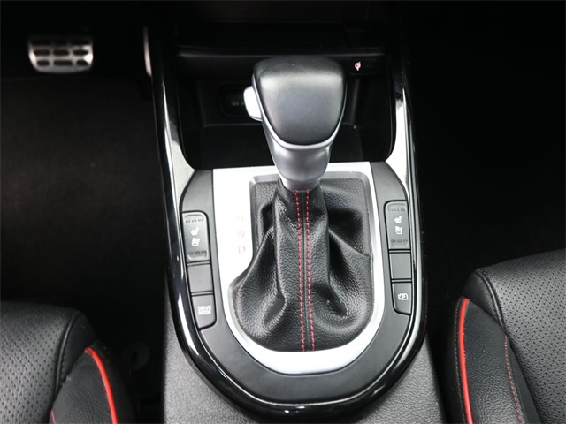 2023 Kia Forte GT photo 4