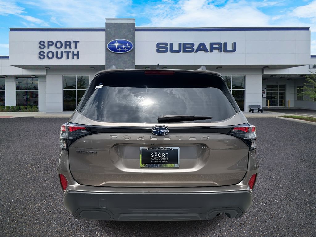 2025 Subaru Forester Premium photo 4