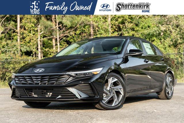 2025 Hyundai Elantra Limited's photo