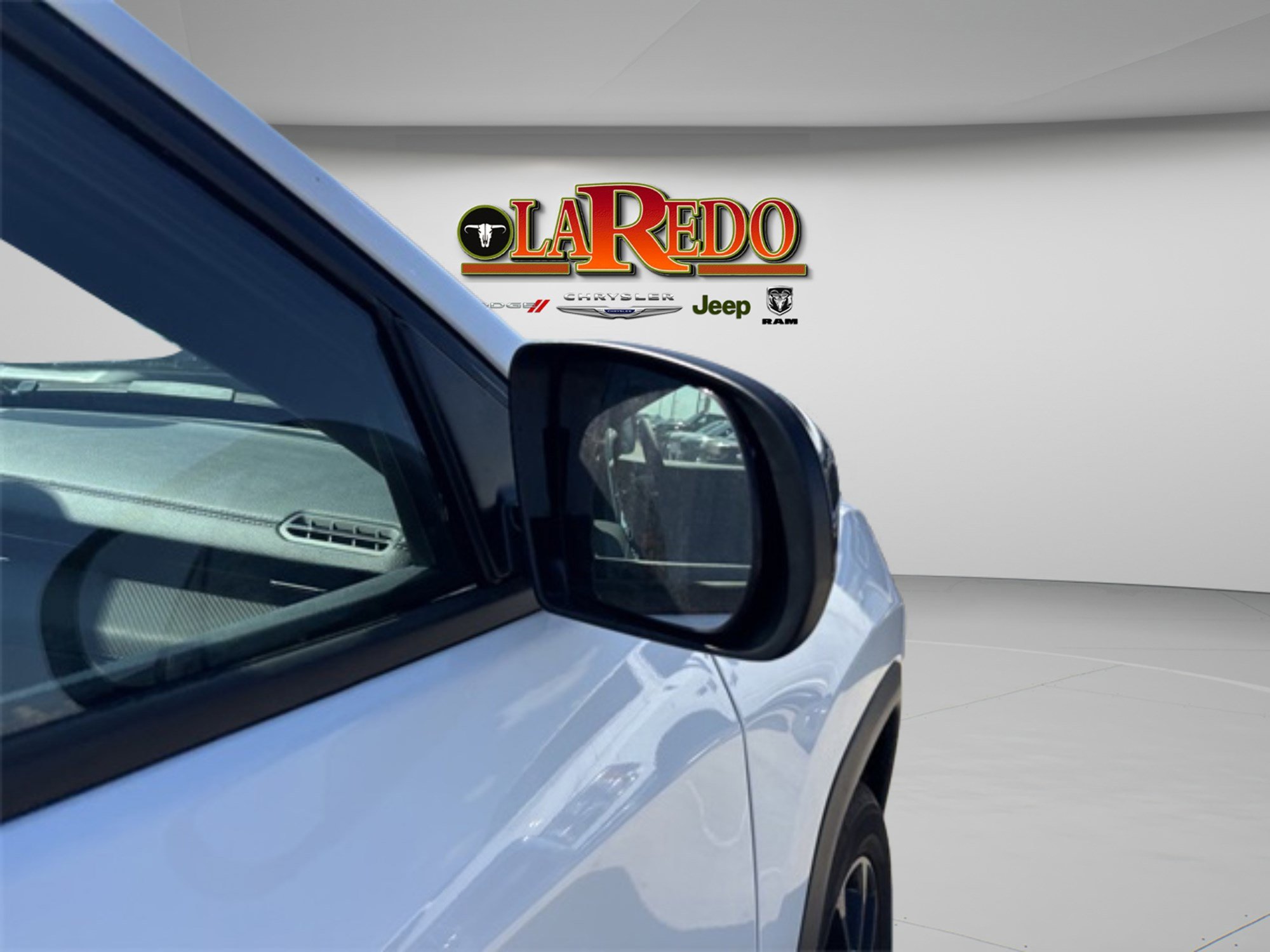 2026 Jeep Compass Latitude Altitude photo 27