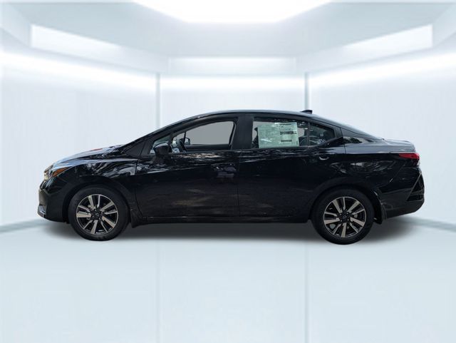 2025 Nissan Versa 1.6 SV photo 2