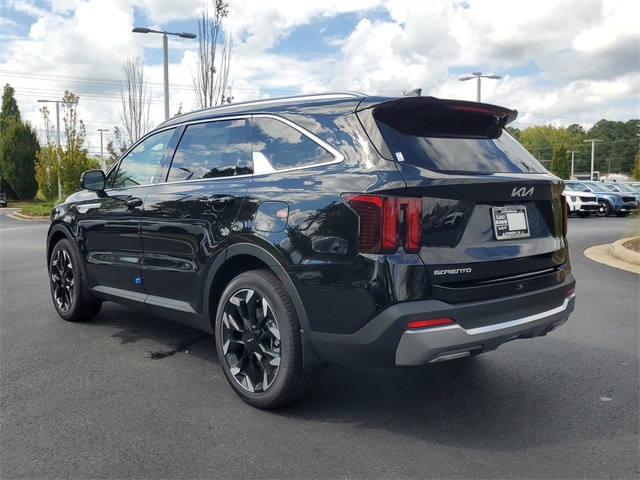 2025 Kia Sorento EX photo 3