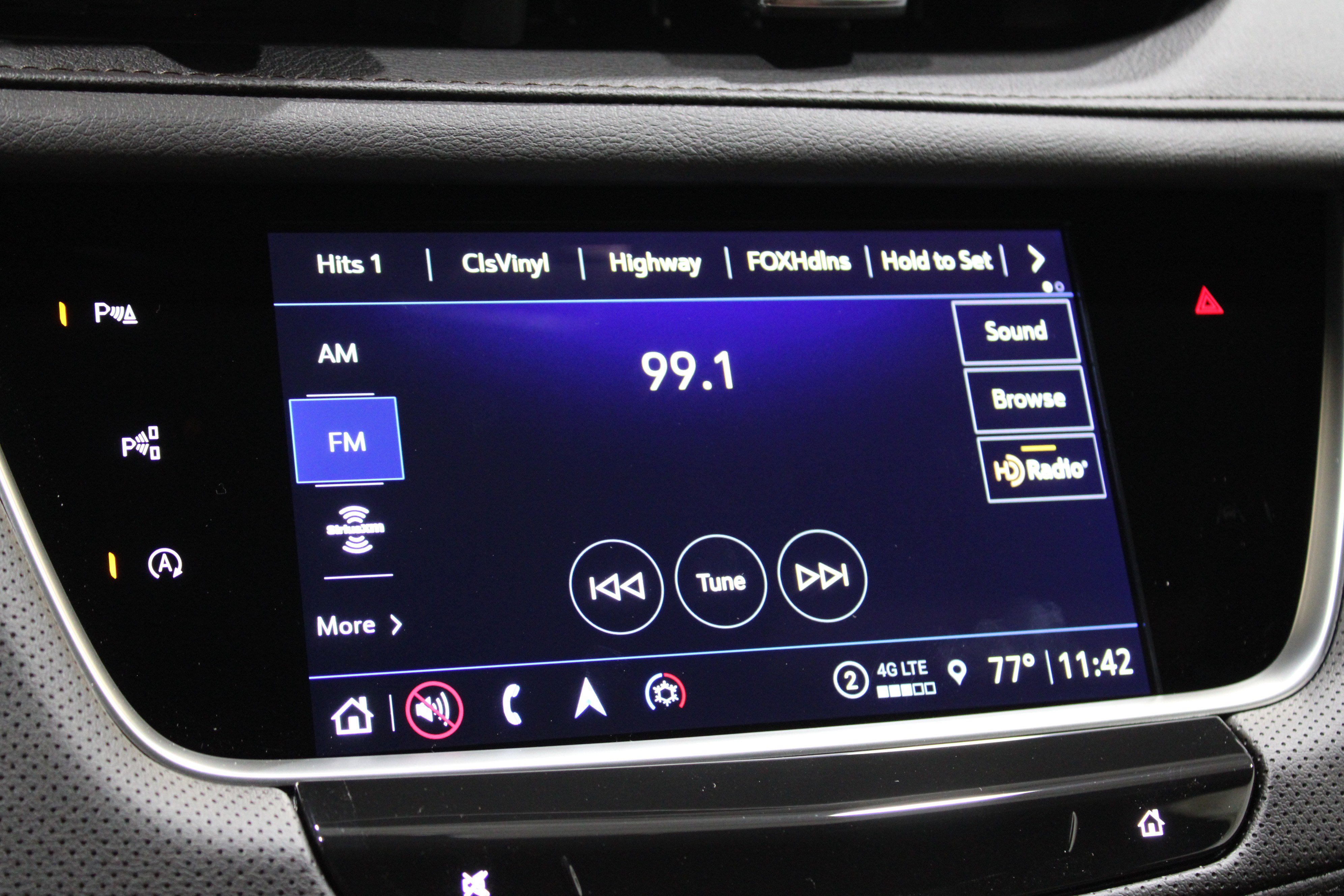 2025 Cadillac XT5 Premium Luxury photo 9