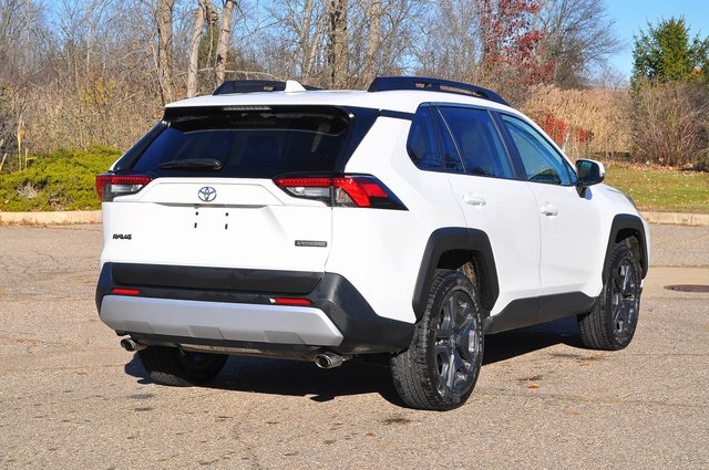 2024 Toyota RAV4 Adventure photo 3