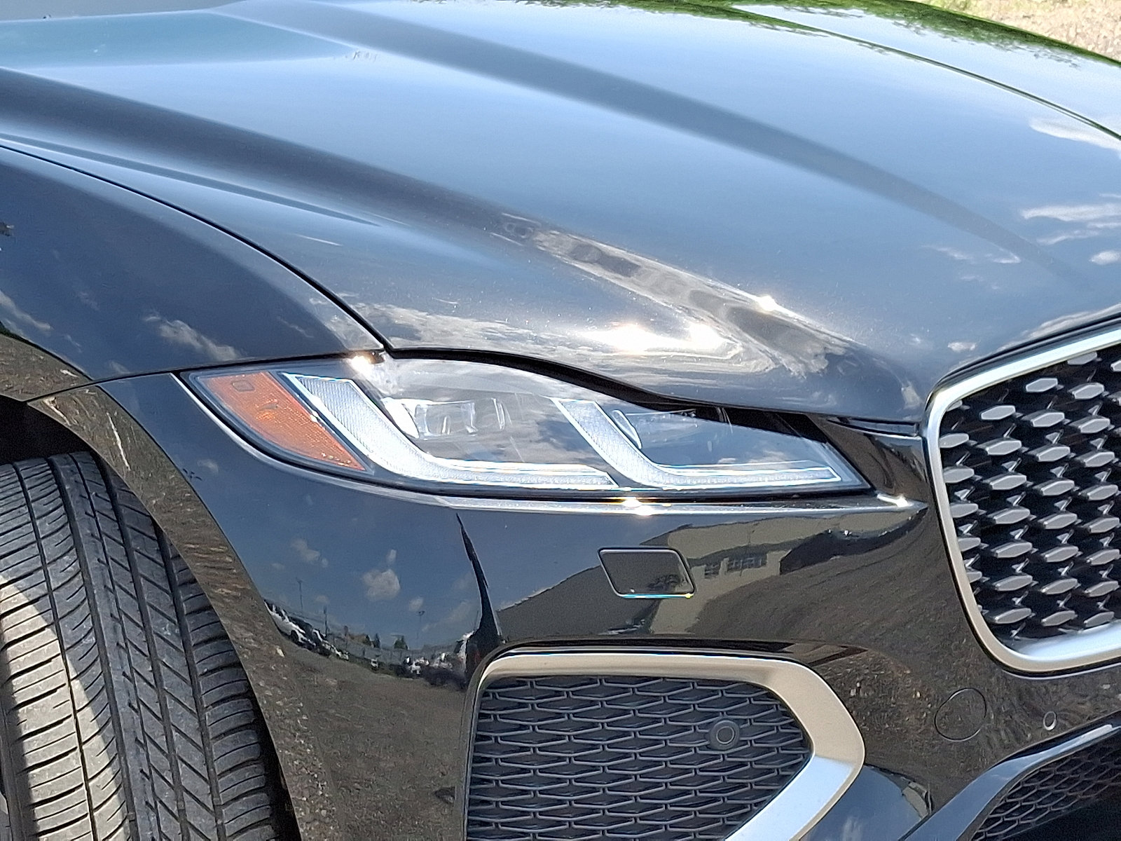 2024 Jaguar F-PACE P250 R-Dynamic S photo 14