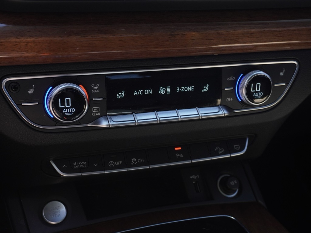 2021 Audi Q5 45 Premium photo 14