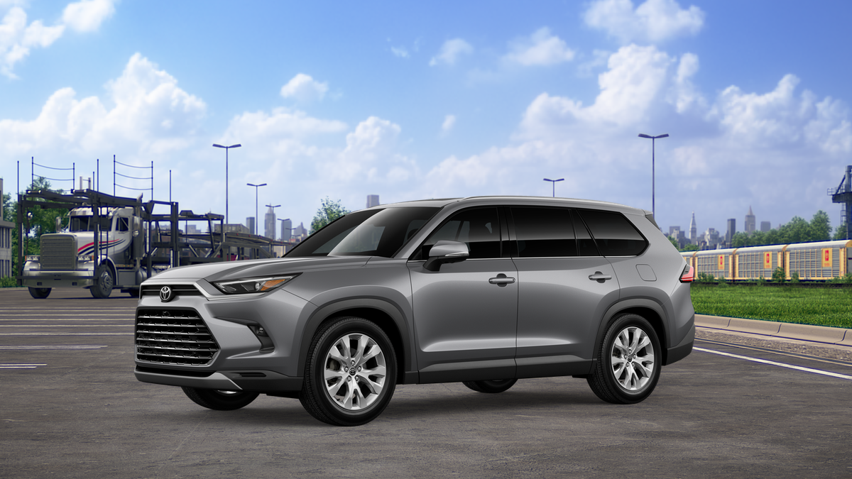 2026 Toyota Grand Highlander Limited AWD photo 2