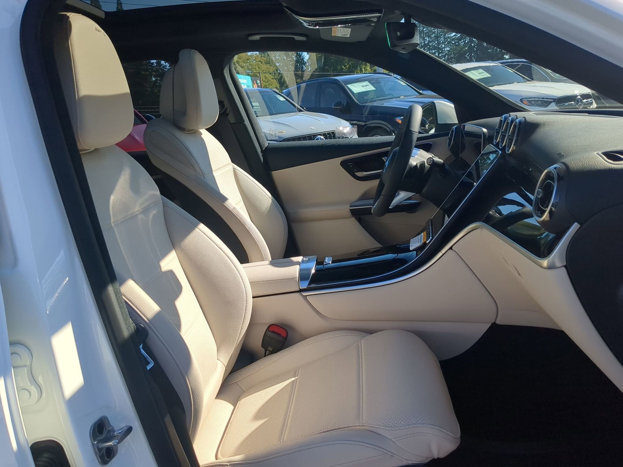 2026 Mercedes Benz GLC 300 4MATIC photo 13