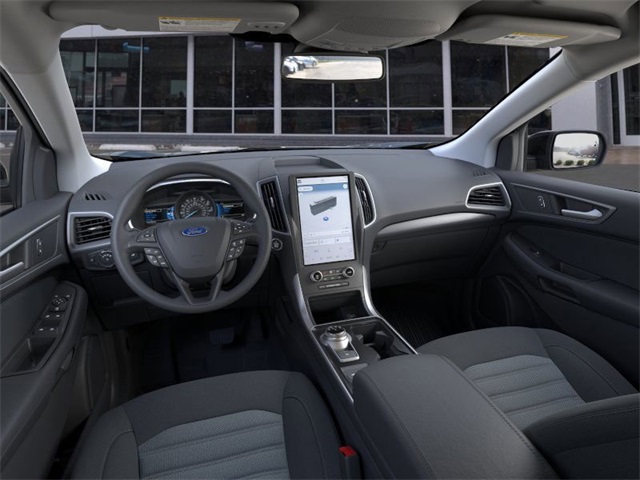 2024 Ford Edge SE photo 7