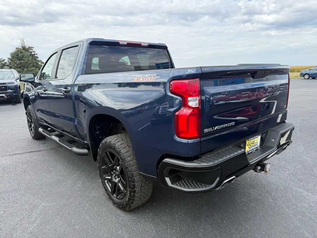 2021 Chevrolet Silverado 1500 LT Trail Boss photo 2