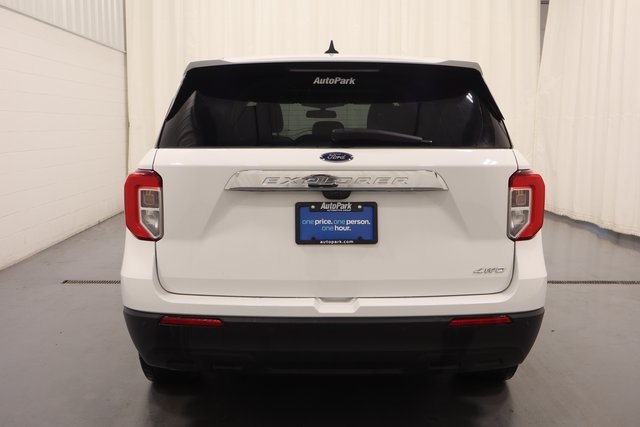 2023 Ford Explorer Base photo 2