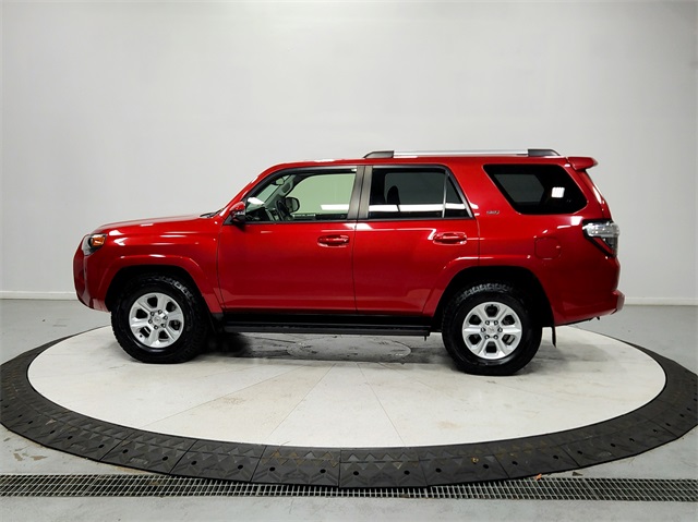 2023 Toyota 4Runner SR5 Premium photo 3