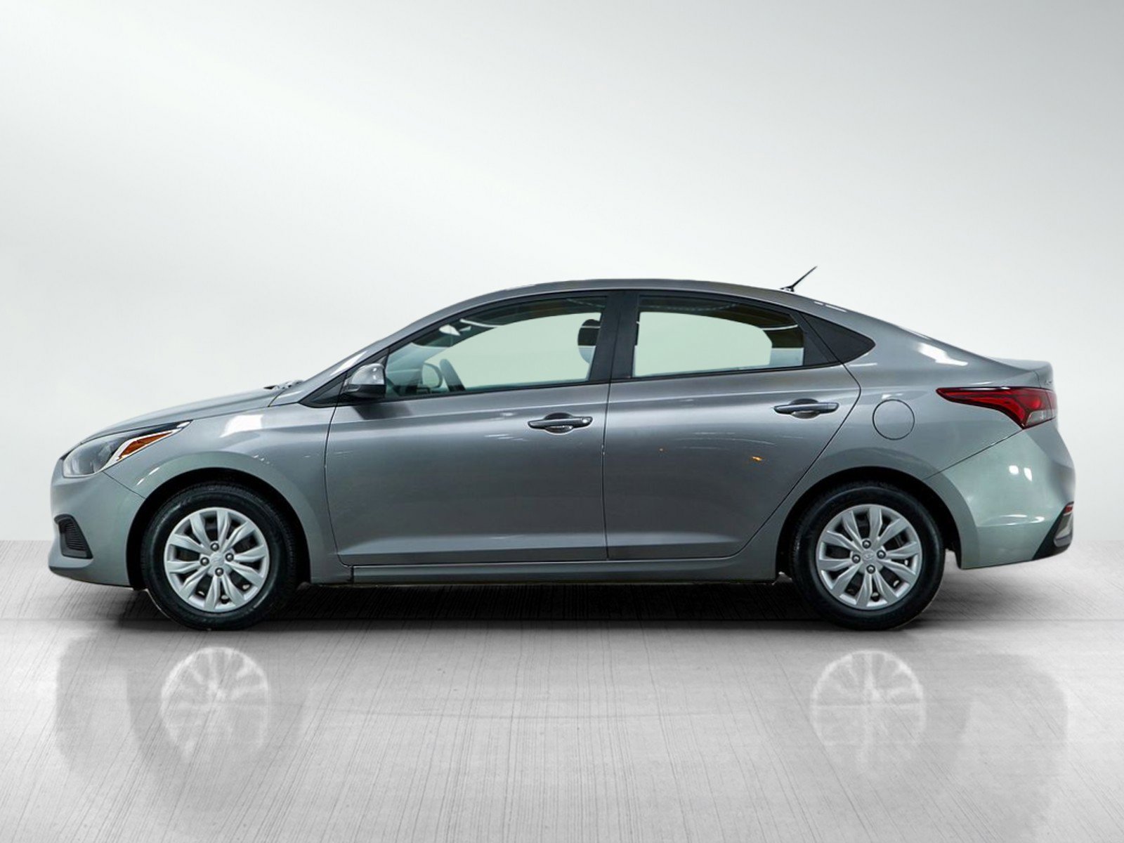 Used 2021 Hyundai Accent SE with VIN 3KPC24A61ME153176 for sale in White Bear Lake, Minnesota
