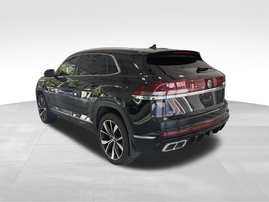 2024 Volkswagen Atlas Cross Sport SEL Premium R-Line photo 4