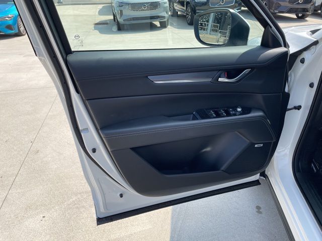 2025 Mazda CX-5 2.5 Premium Plus photo 11