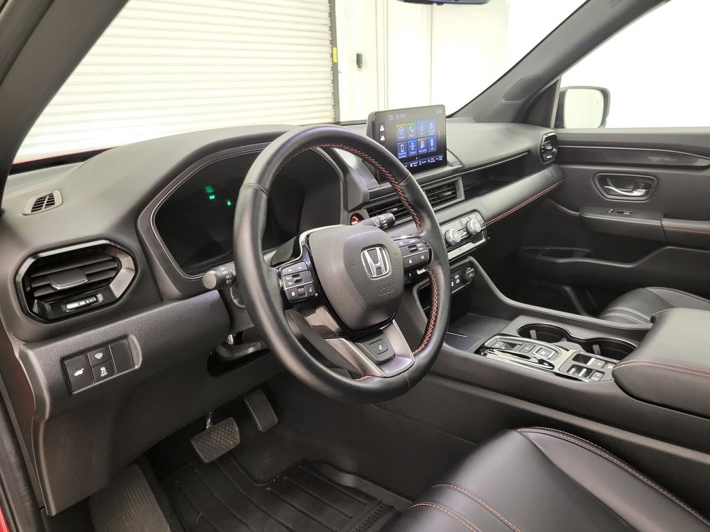 2025 Honda Pilot TrailSport photo 32