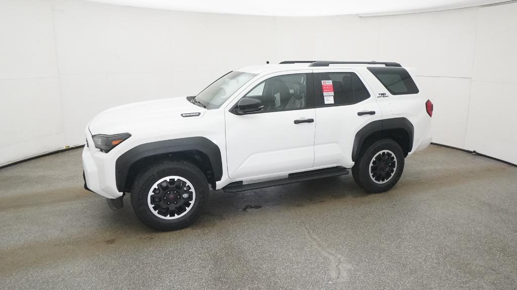 2025 Toyota 4Runner TRD Off-Road photo 2