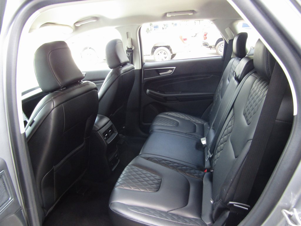 2024 Ford Edge Titanium photo 24