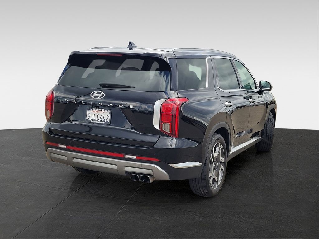 2024 Hyundai Palisade Limited photo 4