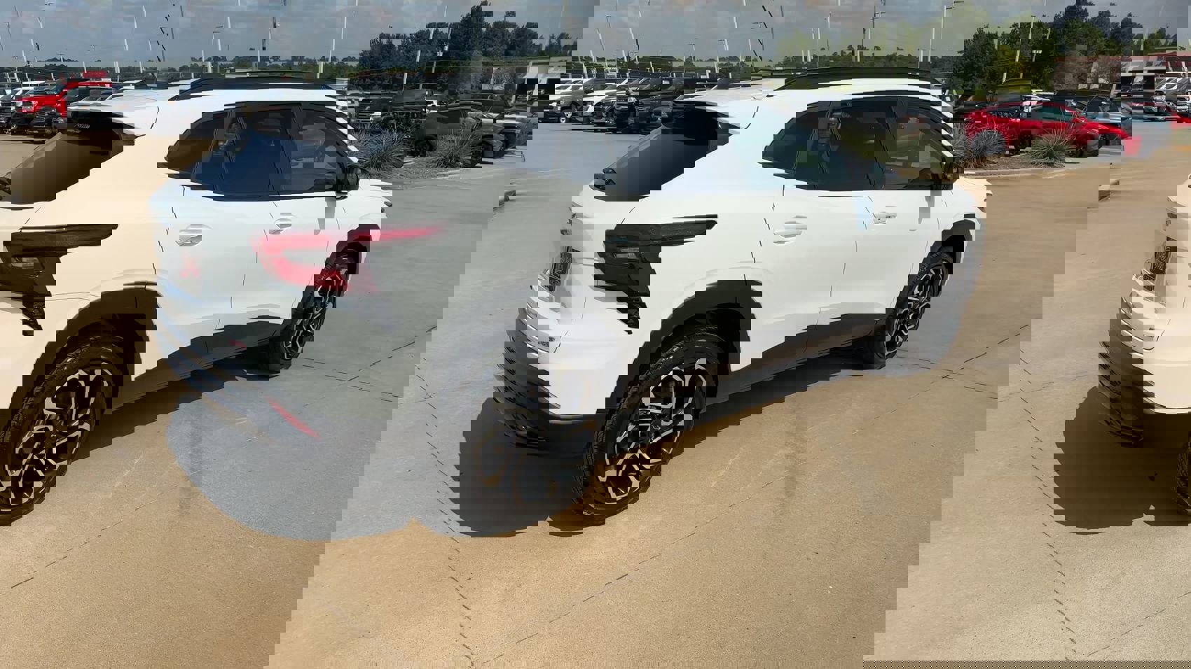 2025 Chevrolet Trax photo 8