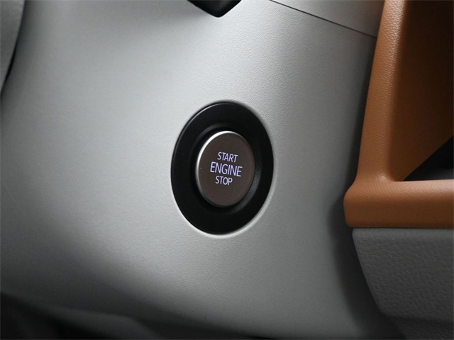 2025 Volkswagen ID. Buzz photo 2