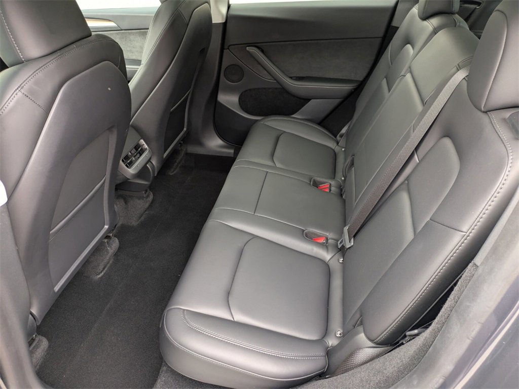 2023 Tesla Model Y Long Range photo 13