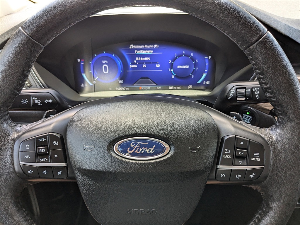 2020 Ford Escape Titanium photo 29