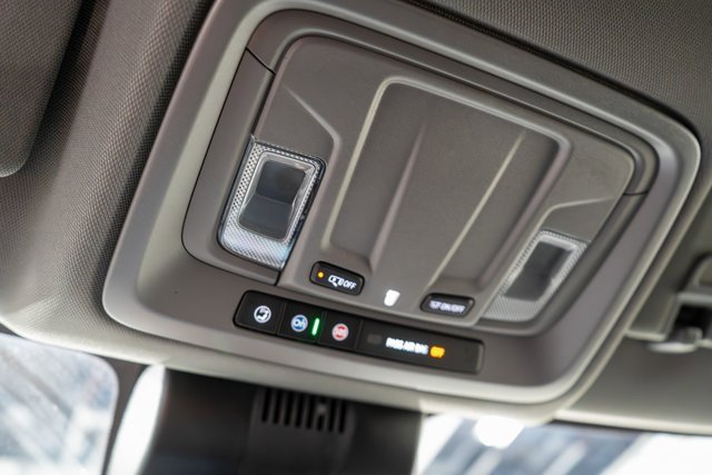 2025 Chevrolet Silverado 1500 LT photo 15