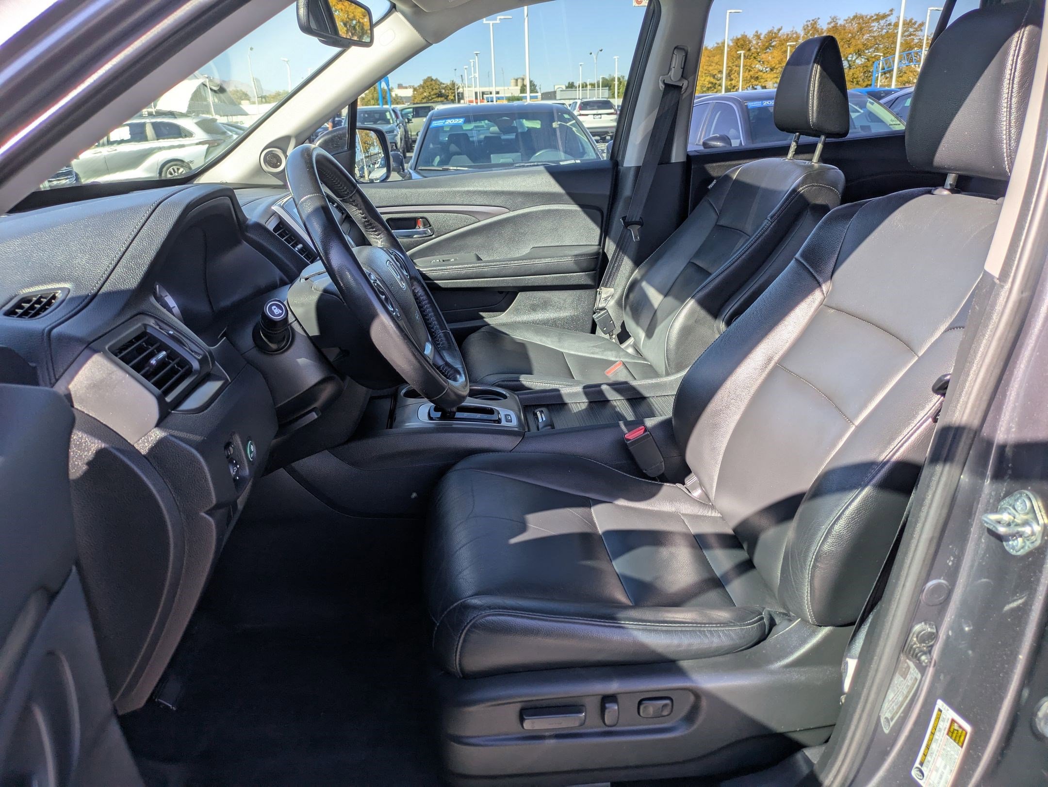 2017 Honda Pilot EX-L photo 21