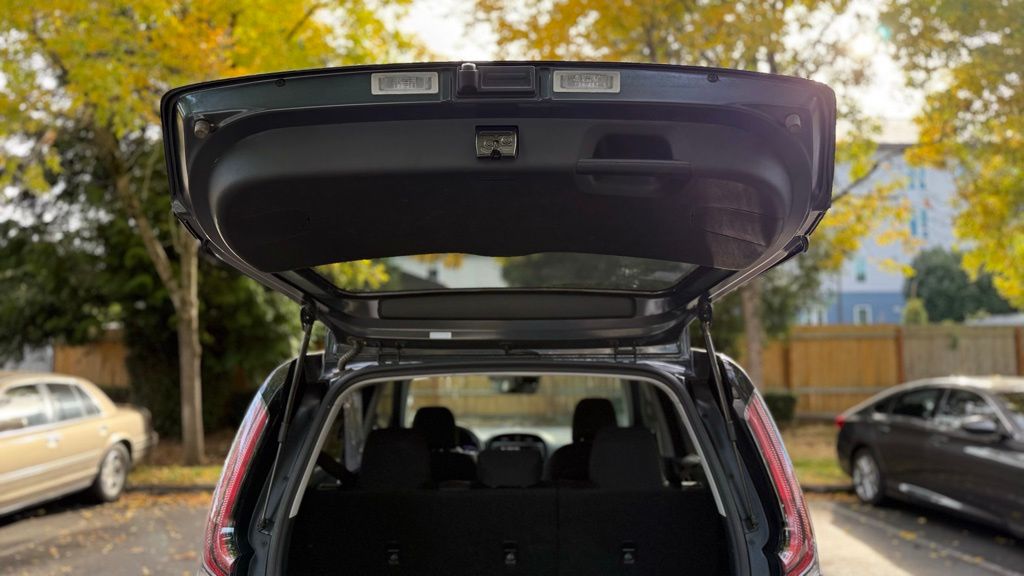 2024 Kia Soul LX photo 10