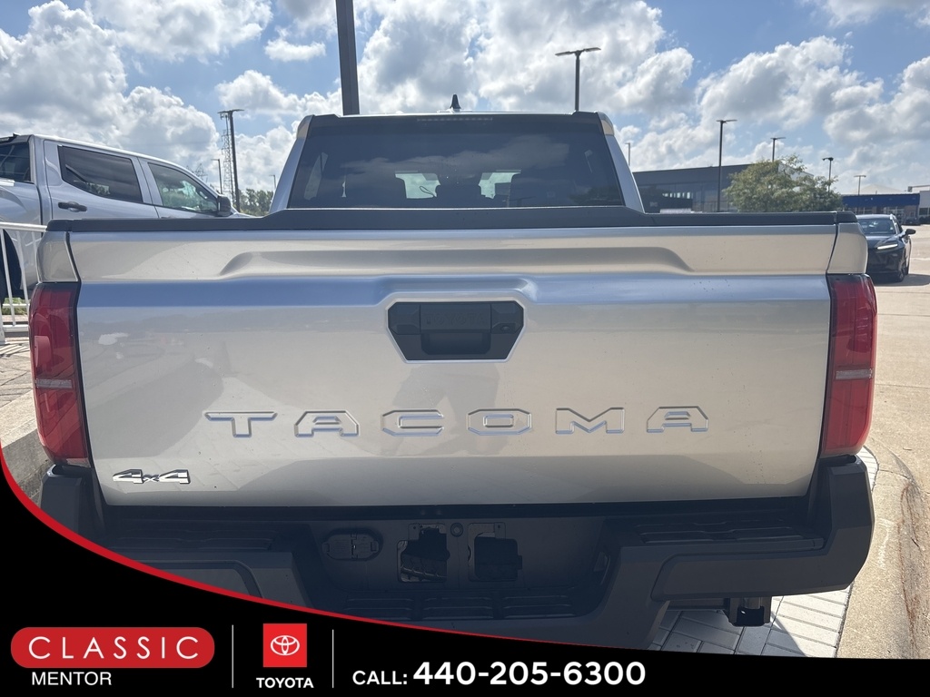 2025 Toyota Tacoma SR 4x4 Double Cab photo 4