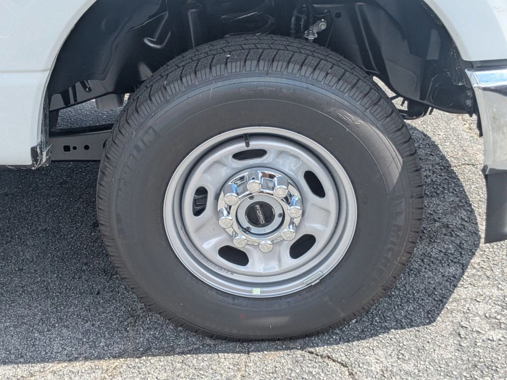 2026 Ford F-250 XL photo 11
