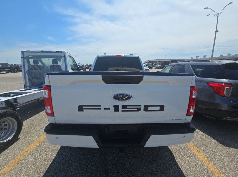 2023 Ford F-150 XL photo 4