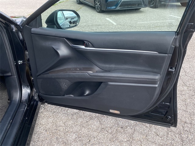 2023 Toyota Camry XLE photo 10