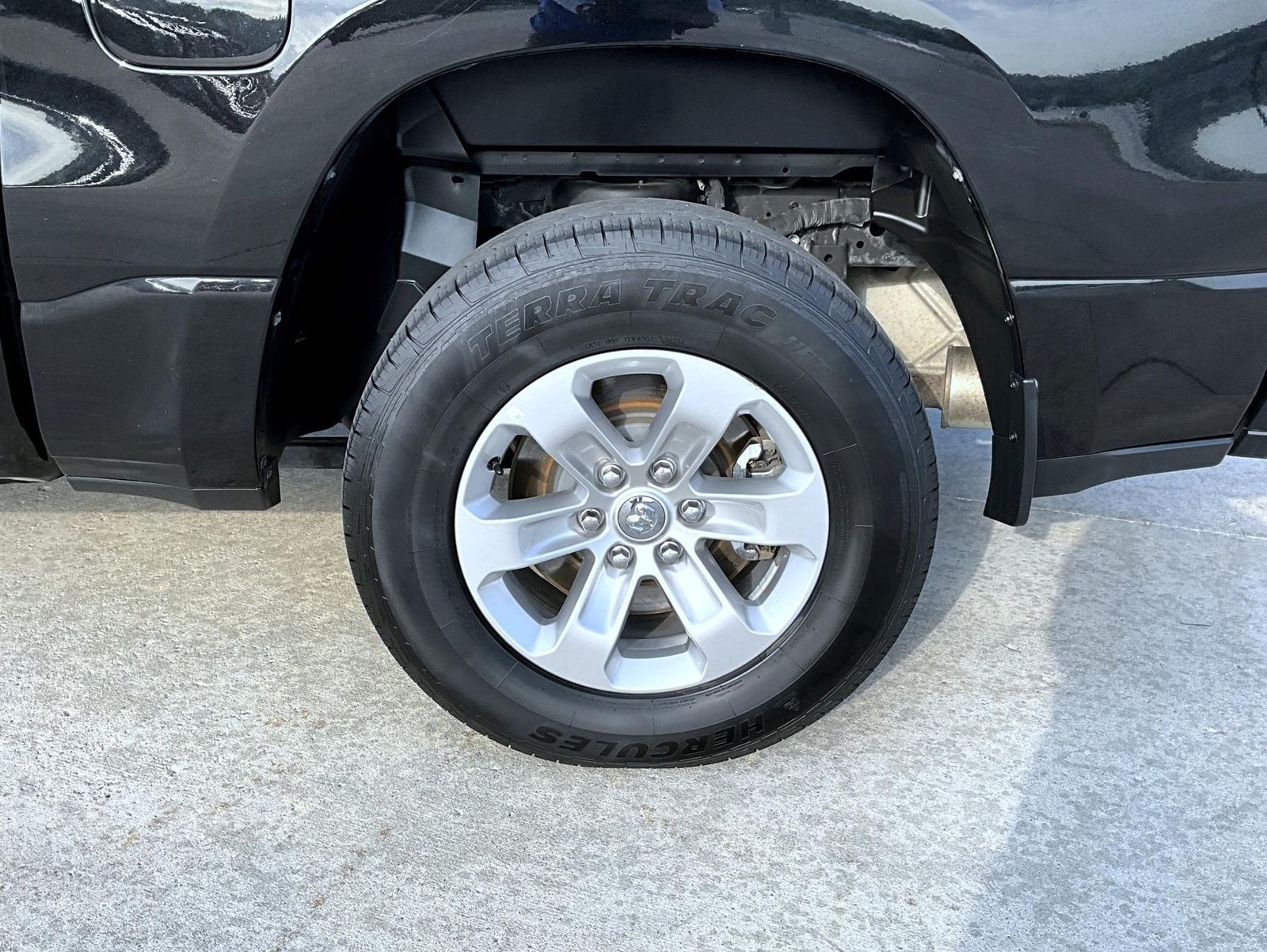 2023 Ram 1500 Laramie photo 22