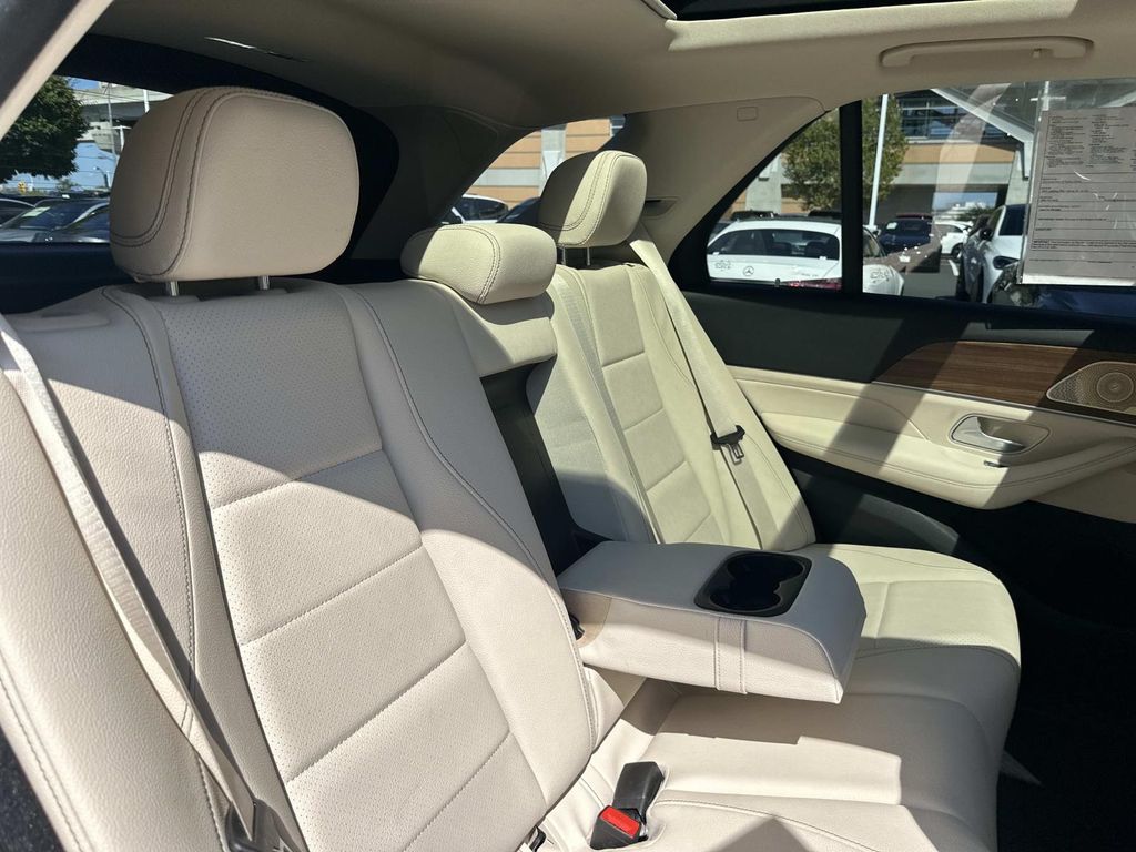 2022 Mercedes Benz GLE 350 4MATIC photo 25