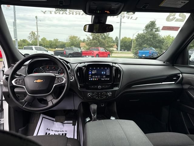 2023 Chevrolet Traverse Cloth photo 11