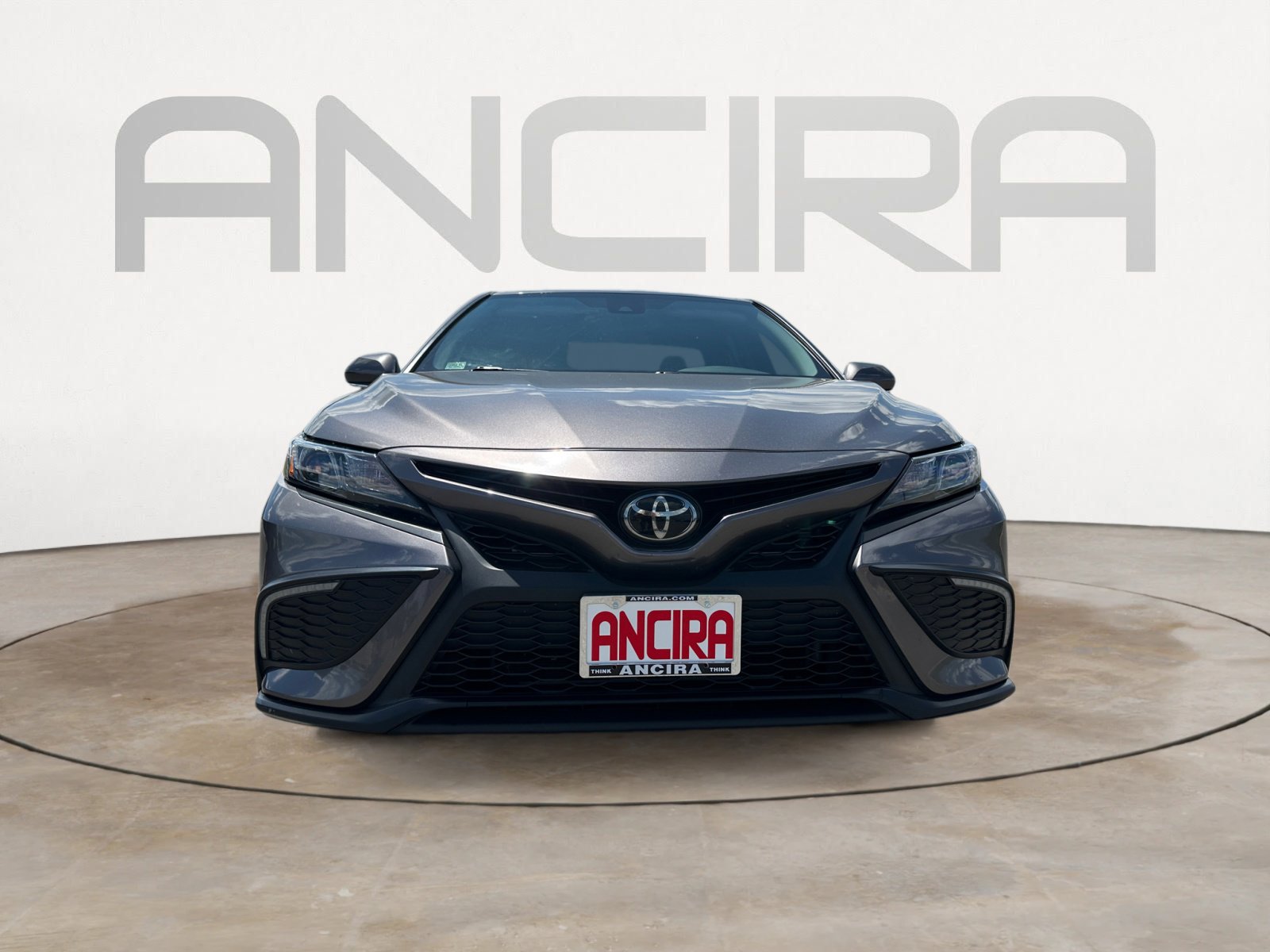 2024 Toyota Camry SE photo 4