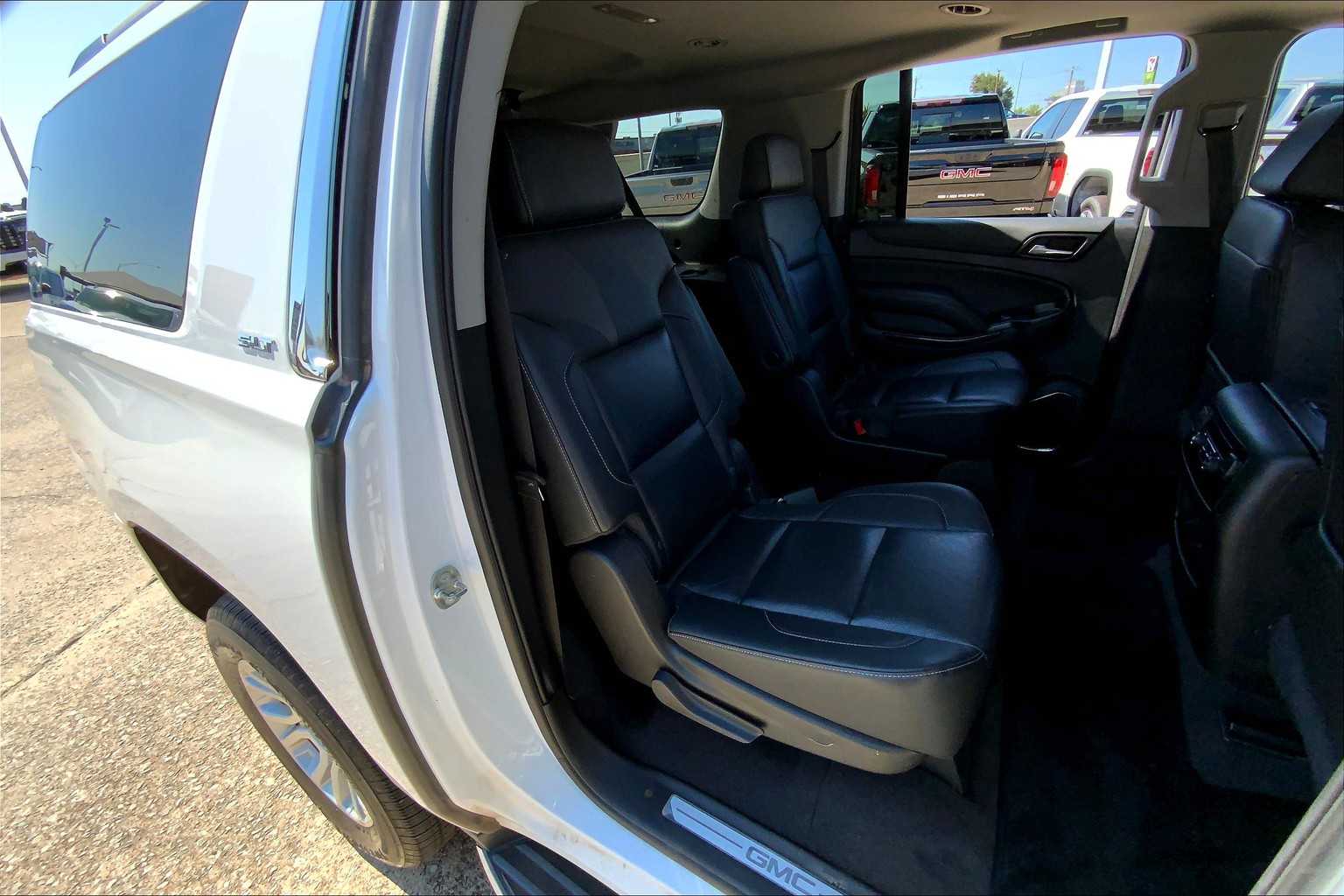 2020 Gmc Yukon XL SLT photo 18