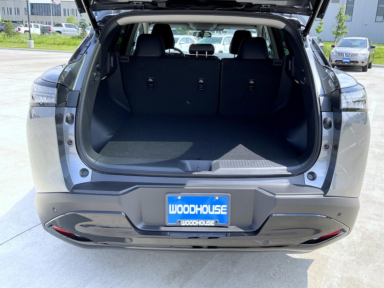 2025 Nissan Murano SV photo 9