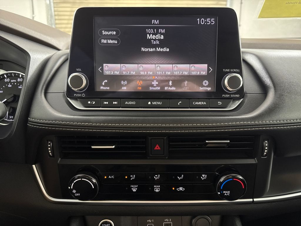 2021 Nissan Rogue S photo 14