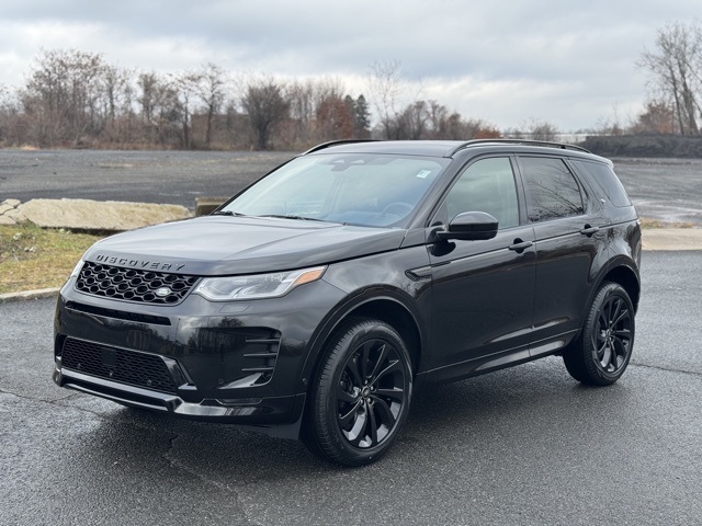 2025 Land Rover Discovery Sport Dynamic SE's photo