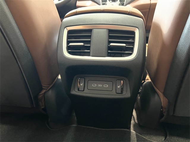 2025 Acura RDX Advance photo 31