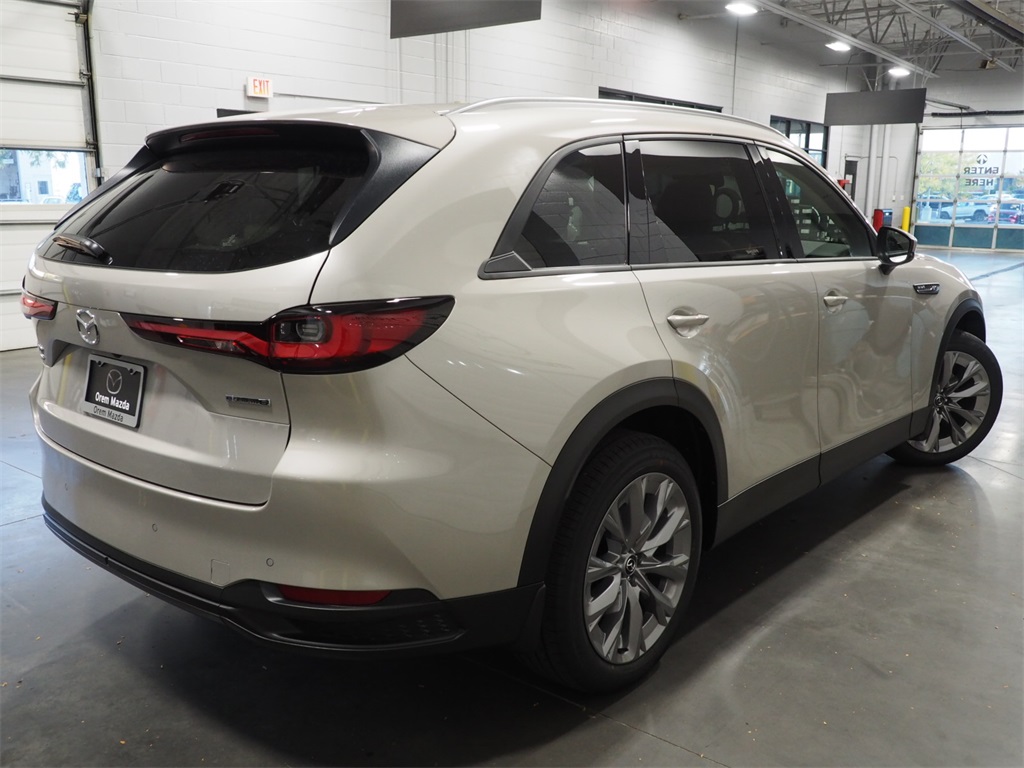 2026 Mazda CX-90 3.3 Turbo Preferred photo 2