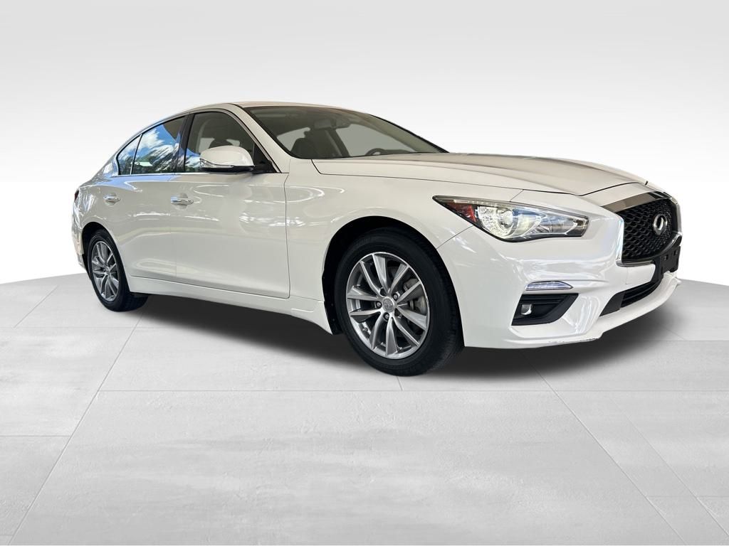 2021 Infiniti Q50 PURE AWD photo 3