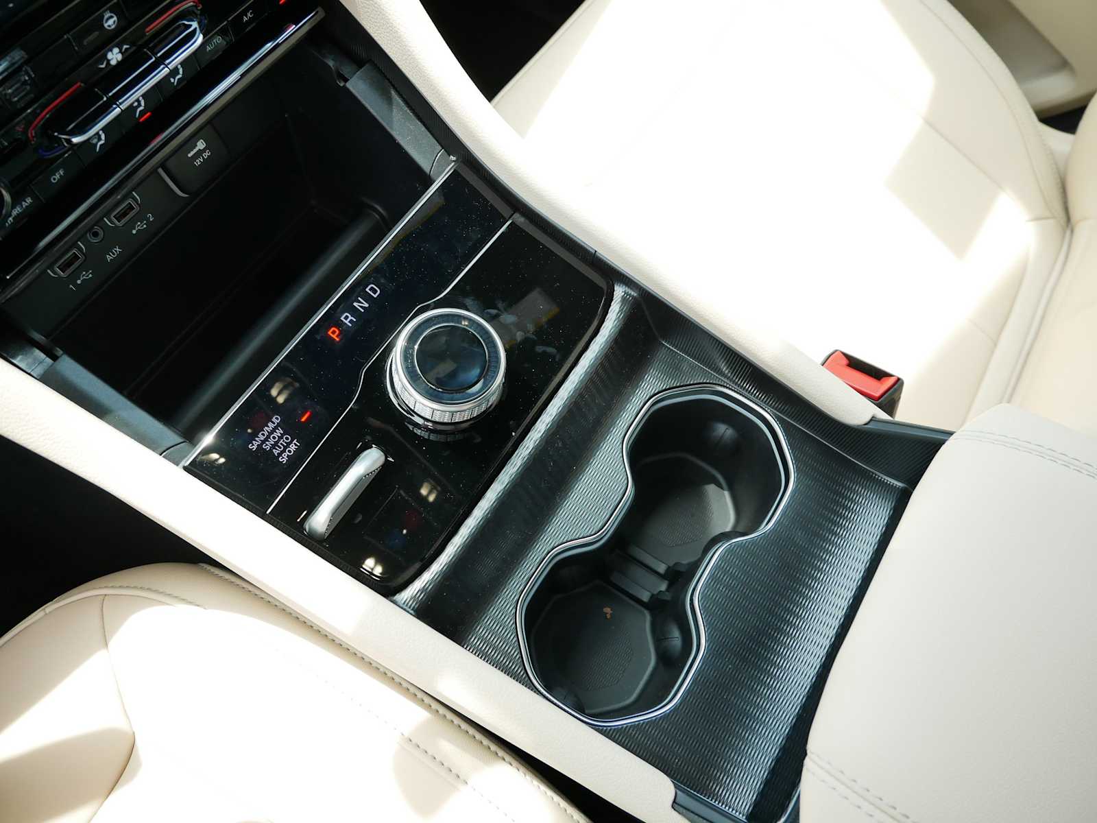 2025 Jeep Grand Cherokee Limited photo 15