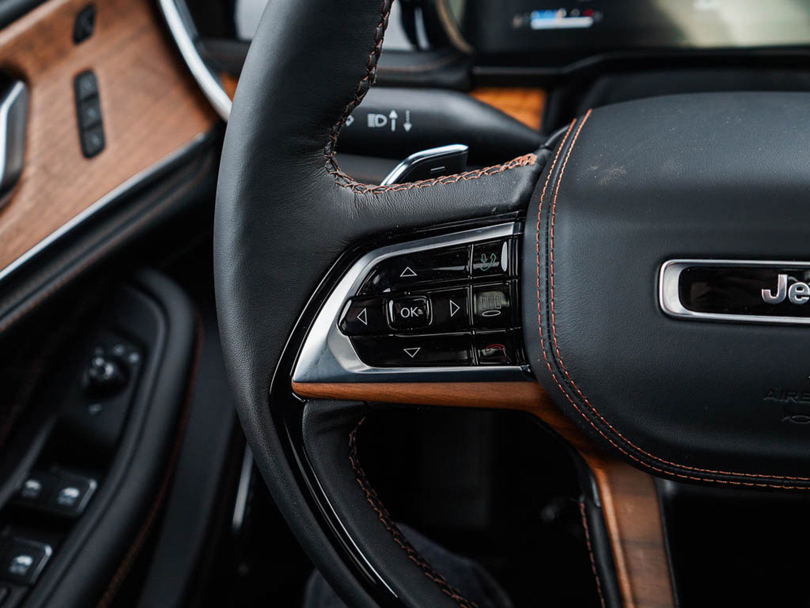 2025 Jeep Grand Cherokee Summit Reserve photo 20