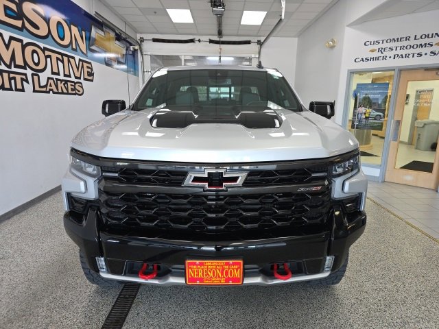Certified 2022 Chevrolet Silverado 1500 ZR2 with VIN 3GCUDHEL7NG589381 for sale in Detroit Lakes, Minnesota