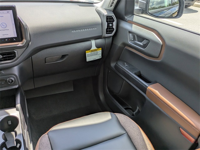 2025 Ford Bronco Sport Outer Banks photo 14